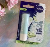 NIVEA Scrub Esfoliante Labial Aloe Vera 4,8g