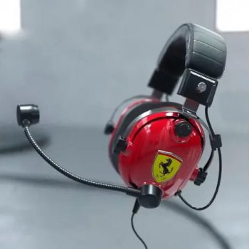 Headset Gamer Thrustmaster T.Racing Scuderia Ferrari DTS, Microfone Removível, PC, PS4, Xbox One, Nintendo Switch, Vermelho - 4060197