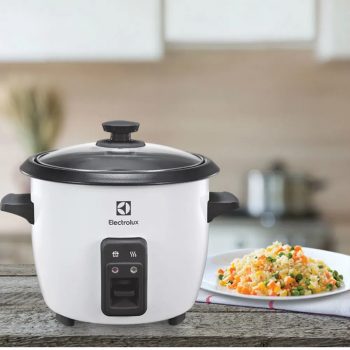 Panela Elétrica De Arroz Electrolux RCB50 Easyline 1.3L Branca 127V