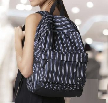 MOCHILA UNISSEX HERING EM POLIESTER BOLAS