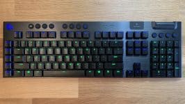 Teclado Mecânico Gamer Sem Fio Logitech G915 LIGHTSPEED com RGB, USB ou Bluetooth, Ultrafino, Switch Perfil Baixo GL Tactile, Recarregável