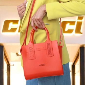 Bolsa Colcci Logo Laranja