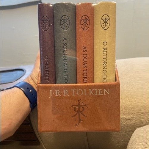 Box Pocket Luxo de O Senhor Dos Anéis + O Hobbit - 1ª Ed. em Promoção na  Americanas