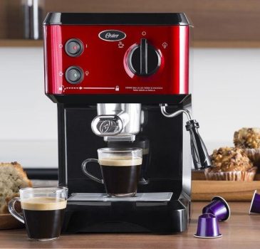Cafeteira Expresso Oster Cappuccino BVSTECMP65R 1,2L 1170W - Vermelha
