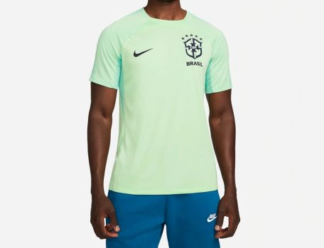 Camiseta Nike Brasil Strike Masculina