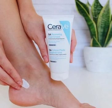 CeraVe, Creme Renovador de Pés, com Ácido Salicílico e ação esfoliante, 88ml
