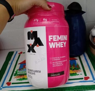 Femini Whey 900g Morango, Max Titanium