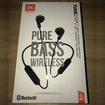 Fone de Ouvido Bluetooth JBL Tune 215BT Preto - JBLT215BTBLK