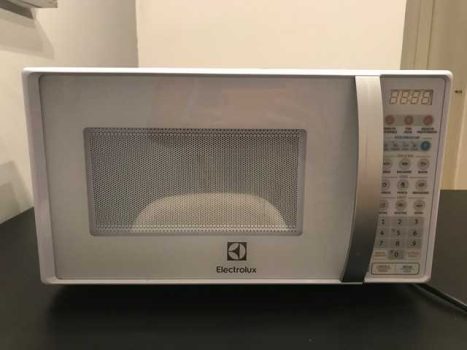 Forno micro-ondas Electrolux MTO30 Branco 20L