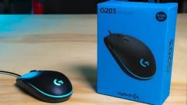 Mouse Gamer Logitech G203 LIGHTSYNC RGB, Efeito de Ondas de Cores, 6 Botões Programáveis e Até 8.000 DPI