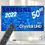 Smart TV 50" Crystal UHD 4K Samsung 50BU8000 Painel Dynamic Crystal Color Design Slim Tela sem Limites Alexa Built in Controle Remoto Único