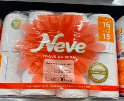 Papel Higiênico Folha Dupla Neve Toque de Seda - 16 Rolos 30m