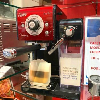 Cafeteira Espresso Oster, PrimaLatte Xpert, Painel Automático
