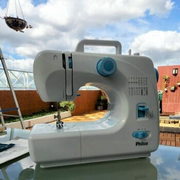 Máquina de Costura Philco PMC16BP Portátil - 16 Pontos