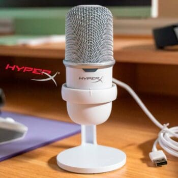 Microfone Gamer HyperX SoloCast Podcast, USB Gaming, PC, PS5, PS4, Mac, Redução de Ruídos, Branco - 519T2AA