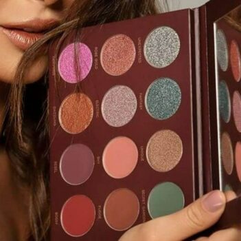 Kit Paleta de Sombras 12 Shades Mariana Saad By Océane + Esponja de Maquiagem Flat Blend (2 Produtos)