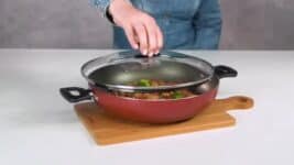 Panela Wok Tramontina Loreto Alumínio 28cm 3,3L - Vermelha