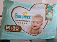 Fraldas Pampers Premium Care