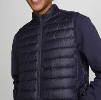 Colete Masculino Básico Acolchoado Em Modelagem Comfort
