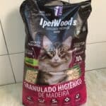 Granulado Higiênico de Madeira IPET Wood'S para Gatos 10kg IPET para Gatos