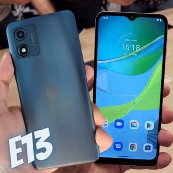 Smartphone Motorola E13 64GB Branco 4G 6,5" HD+ Câmera Dupla 13MP Selfie 5MP Android 13 Go