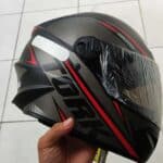 Capacete Moto R8 Pro Tork Fechado 58 Preto/Vermelho Viseira Fumê