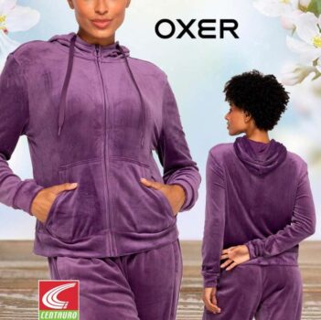 Jaqueta de Plush Feminina Oxer com Capuz e Bolso