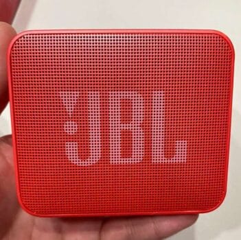 JBL Go Essential