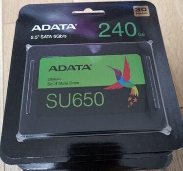 SSD 240 GB Adata SU650, SATA, Leitura: 520MB/s e Gravação: 450MB/s - ASU650SS-240GT-R