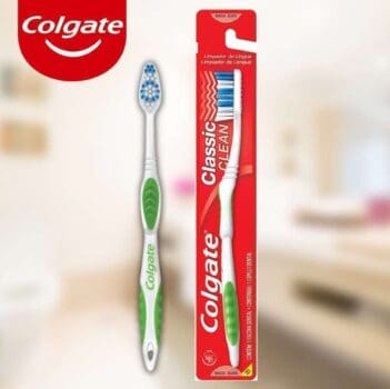 Escova Dental Colgate Classic Clean 1Unid