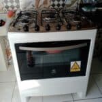 Fogão 5 Bocas Electrolux Branco Automático com Ultra Chama e Painel Completo (76LBU) - Bivolt