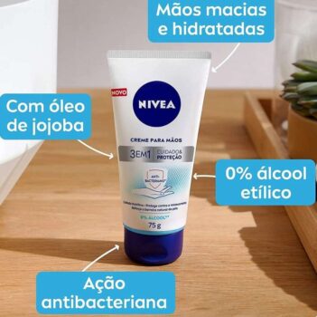 NIVEA Creme para Mãos Ação Antibacteriana 3 em 1 75g - Creme 3 em 1 com ação antibacteriana e sem álcool etílico, hidrata e protege as mãos do ressecamento, fortalecendo a barreira natural da pele