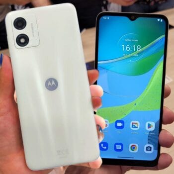 Smartphone Motorola Moto E13 4G 32GB 2GB RAM