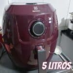 AirFryer Electrolux 5L Vermelha Family Efficient por Rita Lobo (EAF51)