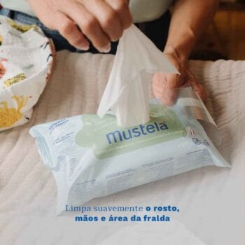 Mustela Toalhas Umedecidas à Base de Plantas 60 unidades - Lenços Umedecidos Perfumados e Suaves para Higiene do Rosto ao Bumbum – com 97% de ingredientes naturais – Mustela Bebê e Criança