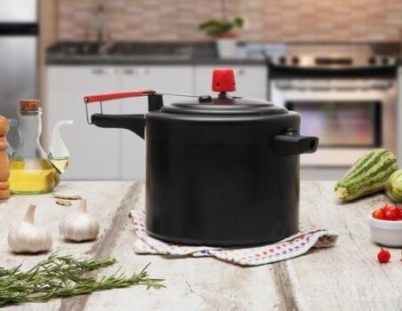 Panela de Pressão Eirilar Antiaderente 4,5L - Preto 1227