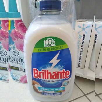 Sabão Líquido Brilhante Roupas Brancas e Coloridas Delicadeza Total - 3L