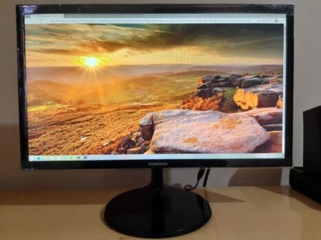 Samsung Monitor 21,5 S22F350Fhl Preto Brilhante