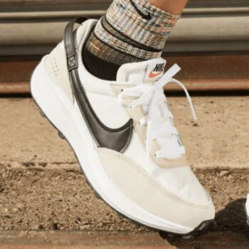 Tênis Nike Waffle Debut Feminino