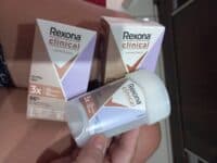 Desodorante Antitranspirante Rexona Clinical Extra Dry 48g