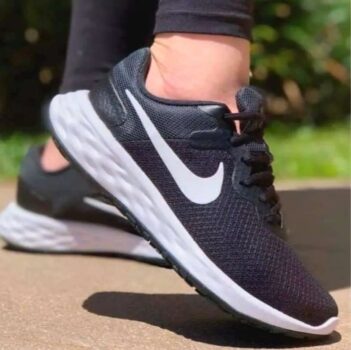Tênis Nike Revolution 6 Next Nature Preto