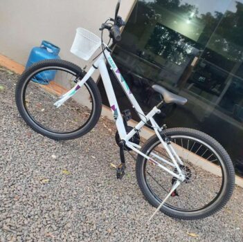 Bicicleta Aro 24 Caloi Ceci Branca