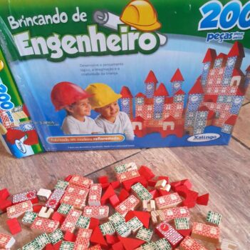 Brincando de Engenheiro 200 Peças Xalingo Multicor