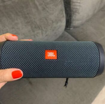 Caixa de Som Bluetooth JBL Flip Essential 2 20W - Preta - JBLFLIPES2