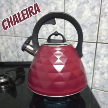 Chaleira Brinox Inox com Apito Vermelho Fosco - 2,7L Diamond