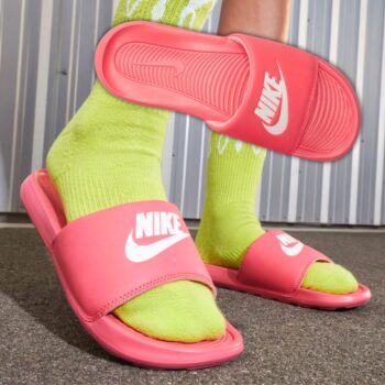 Chinelo Nike Victori One Feminino