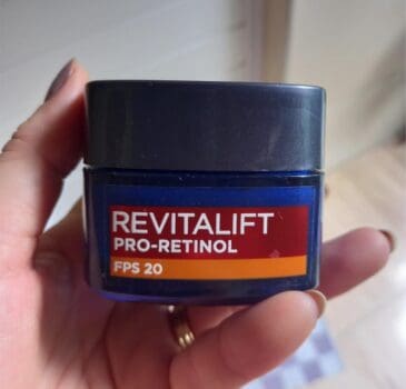 Creme Antirrugas Revitalift Retinol Fps20 49g L'oréal Paris Momento de aplicação Dia Tipo de pele Todo tipo de pele