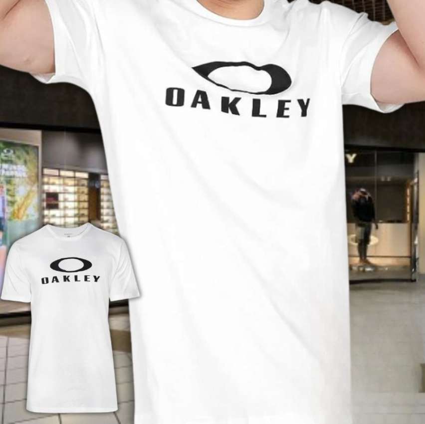 Camiseta Oakley Logo Tee - Masculina em Promoção