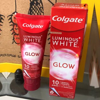 Creme Dental Clareador Colgate Luminous White Glow 70g