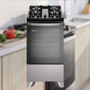 Fogão 4 bocas Electrolux Prata Efficient com Mesa de Vidro, PerfectCook e VaporBake (FE4GS)